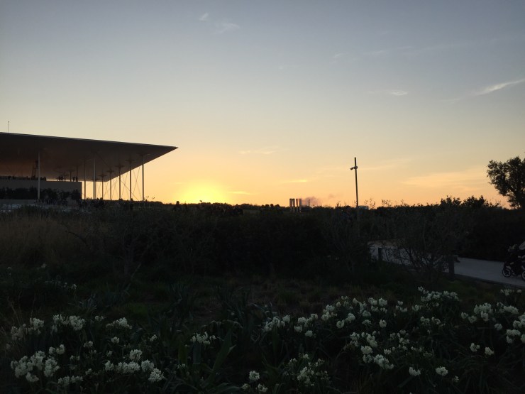 D8891E22-2437-47C1-BD57-BA5796A128AB